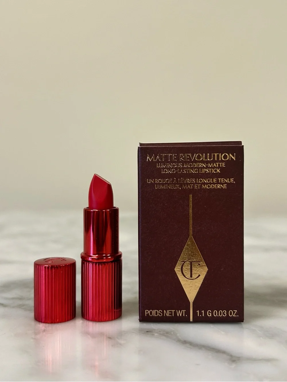 Charlotte Tilbury K.I.S.S.I.N.G Matte Revolution Lipstick (Hollywood Vixe shade)